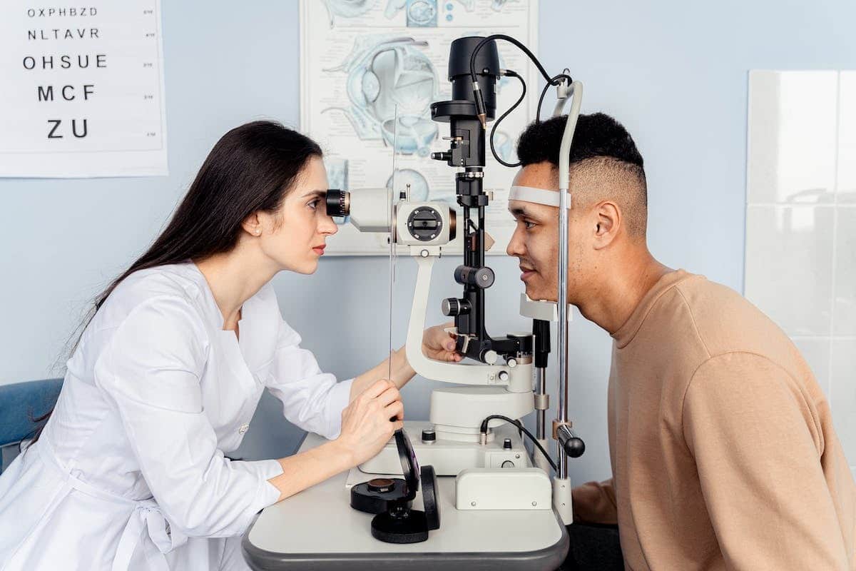 Tout Savoir Sur Les Examens De La Vue Chez L'opticien - Santé Quotidienne